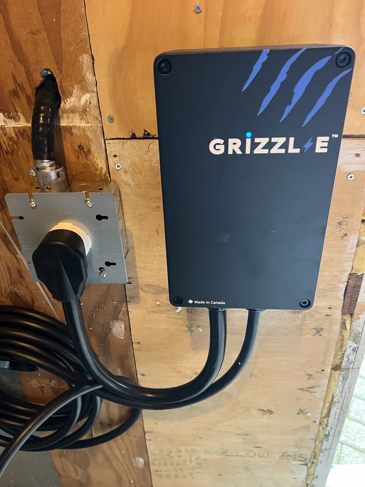 Exterior conduit installation by licensed Toronto electrician