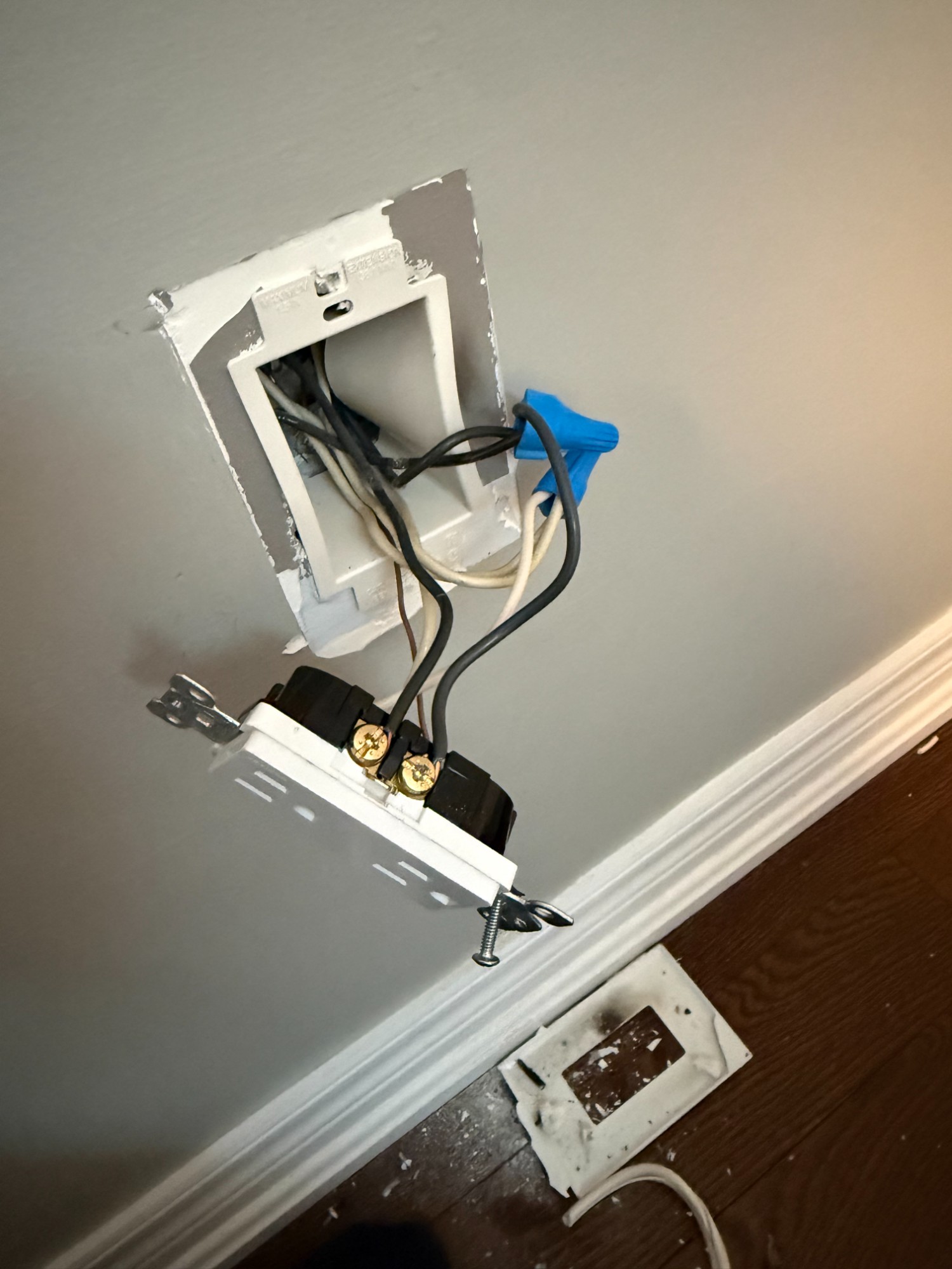 Outlet and wiring replacement during Toronto home renovation