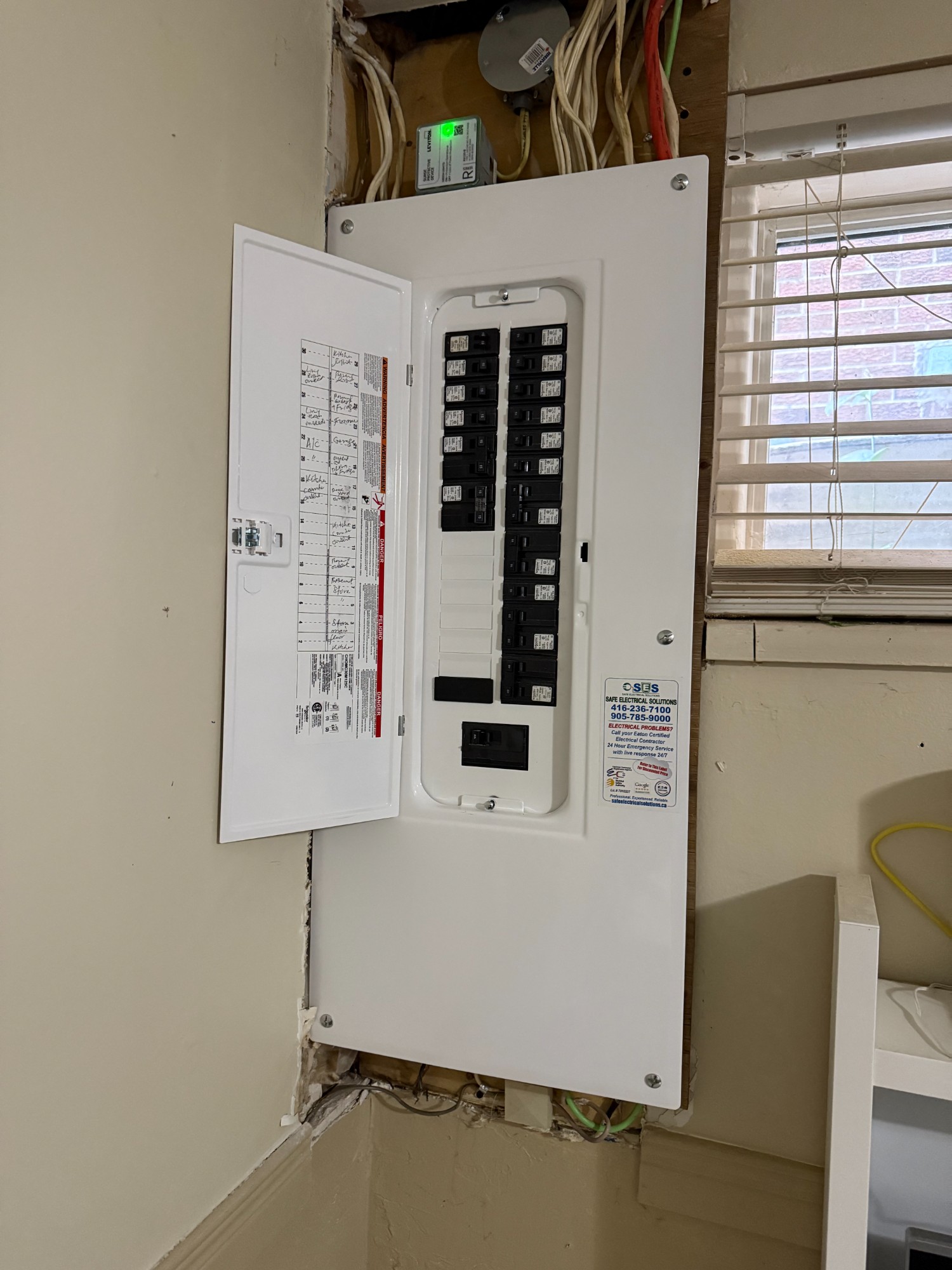 100A to 200A electrical panel service upgrade by Safe Electrical Solutions Toronto